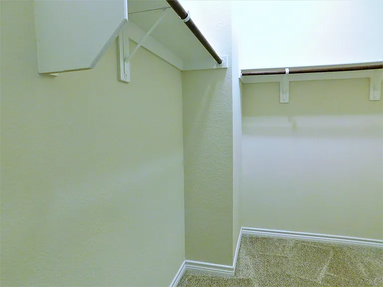 5404 Dolores Pl — Photo 17