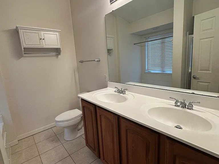 216 Blue Grass Cir — Photo 11