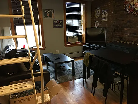 Rented by Peter Meskouris LREB | media 11