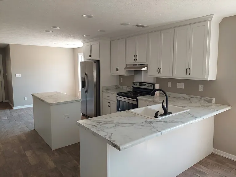 180 Water St — Photo 2