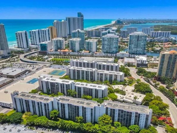 17011 N Bay Rd, Sunny Isles Beach, FL