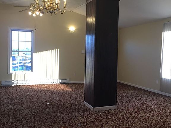 2nd image of 1735 Park Ave