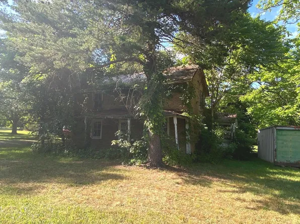 7060 Poorhouse Rd, La Plata, MD 20646