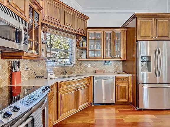 3rd image of 4972 NW 51st St