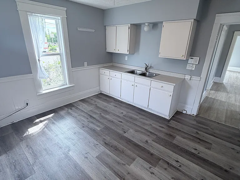 2301 East Ave — Photo 6