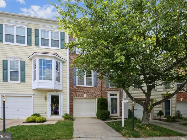 5413 Summer Leaf Ln, Alexandria, VA 22312