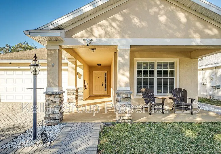7233 Wakeview Dr — Photo 3