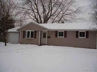 5th image of 2710 Eagle Ave