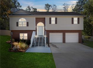 1281 Eagles Nest Cir, Carrollton, GA 30116