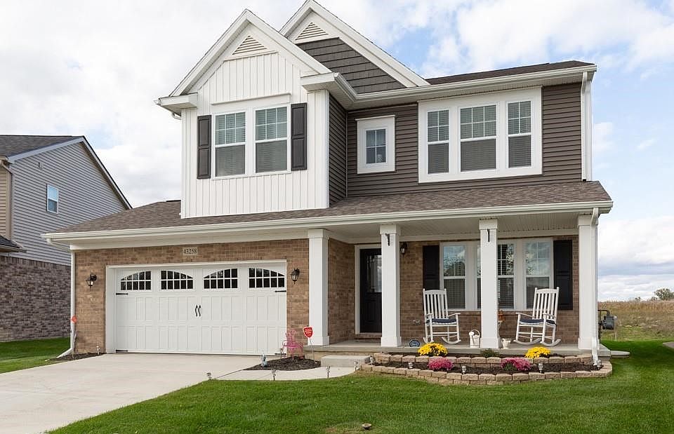 1st image of 43258 Ladonna Ln #4