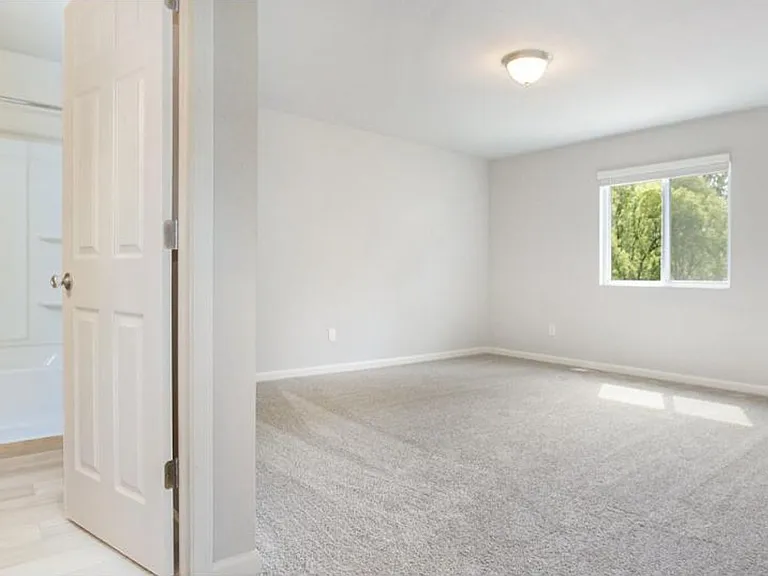 11128 Farmway Dr — Photo 11