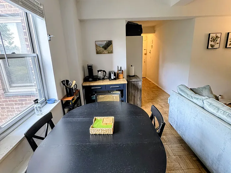 550 Grand St #H7F — Photo 8