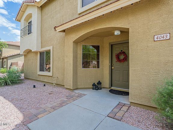 3rd image of 4043 E Melinda Ln