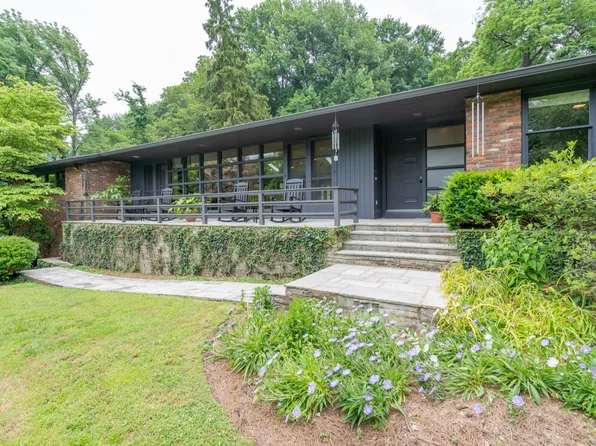 1003 Overton Lea Rd, Nashville, TN 37220