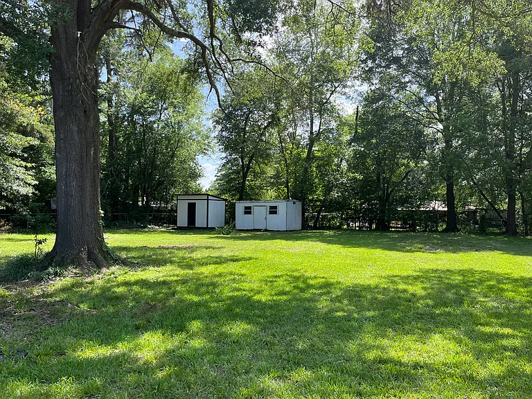 402 S Green St — Photo 23