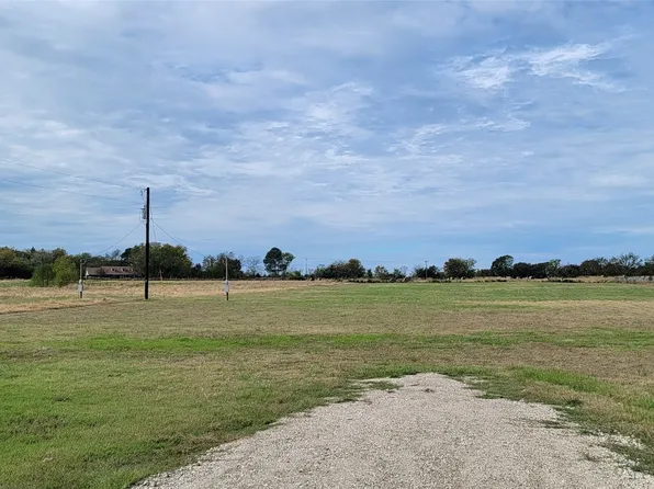 373 Rs County Rd #3374, Emory, TX 75440