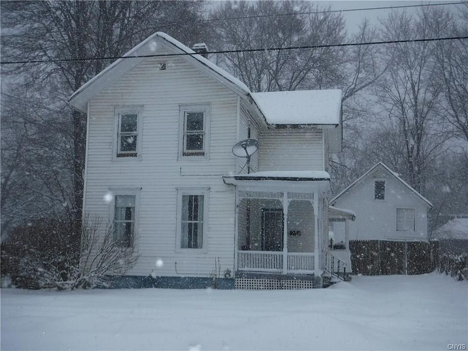 1st image of 95 N Main St