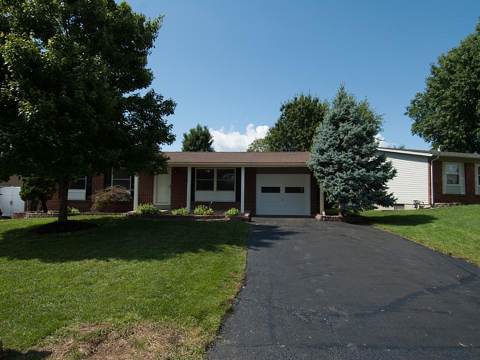 1st image of 12053 Glenrose Dr