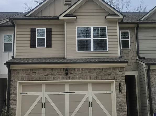 5619 Chickory Dr, Flowery Branch, GA 30542