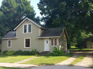 24 Main St E, Morristown, MN 55052