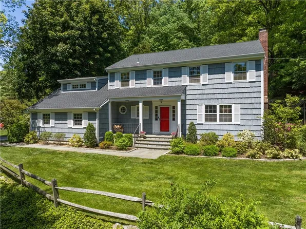 5 N Bridge Terrace, Mount Kisco, NY 10549