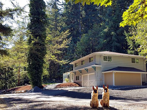 2nd image of 1812 39th Ave SE