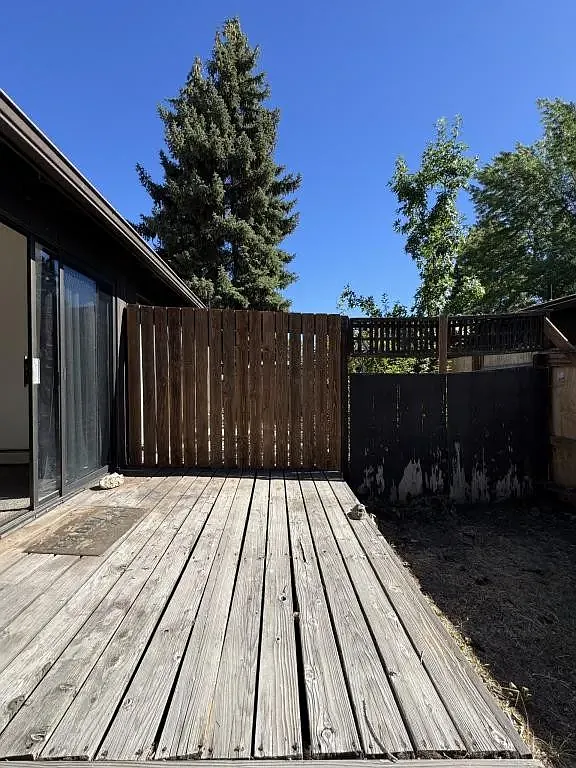 3 bed, 1.5 bath, $1,400 — Photo 4