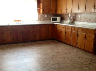 21 Addison St, Gloucester, MA 01930