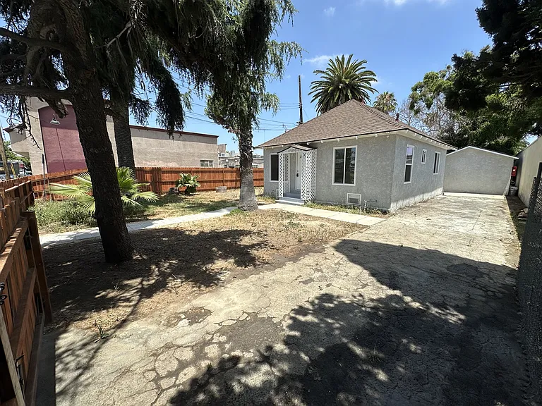 13052 Cypress Streetunit #A — Photo 2