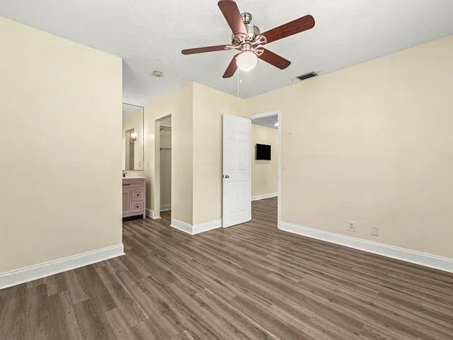 640 Jaeger Dr — Photo 10