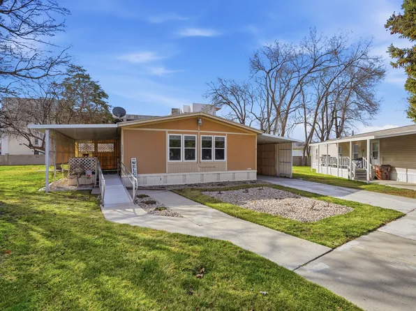 1551 W Indian Summer Dr, Salt Lake City, UT 84116