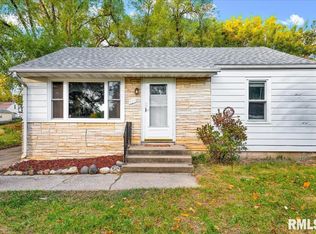 557 Groveland St, Creve Coeur, IL