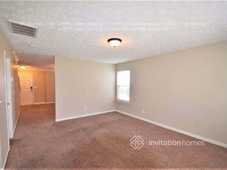 311 Westminster Dr — Photo 3