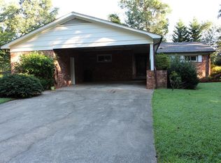 5300 Montevista Dr, Greensboro, NC 27407