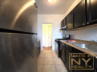 2574 33rd St APT 4B, Astoria, NY 11102