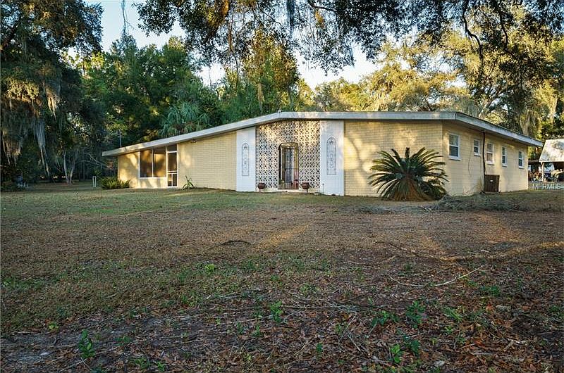1st image of 36401 Shady Ln