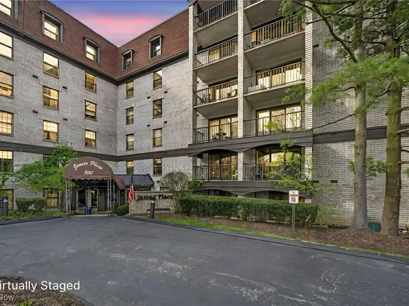 800 Brick Mill Run APT 406, Westlake, OH 44145