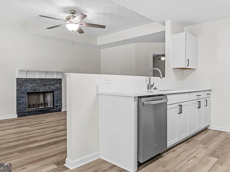1091 Creek Point — Photo 7