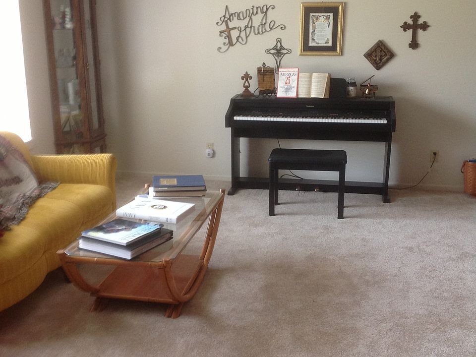 1st image of 804 Westridge Cir