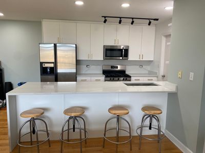 680 N Green St APT 701, Chicago, IL, 60642