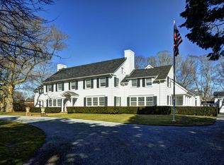 102 Lily Pond Ln, East Hampton, NY 11937