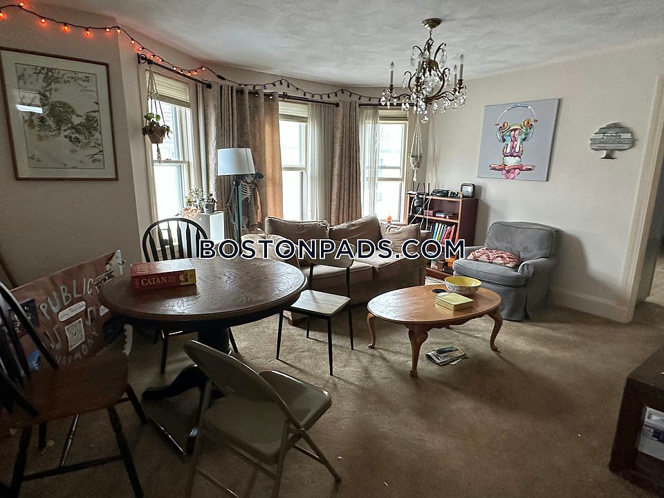 1st image of 11 Bowdoin St #3