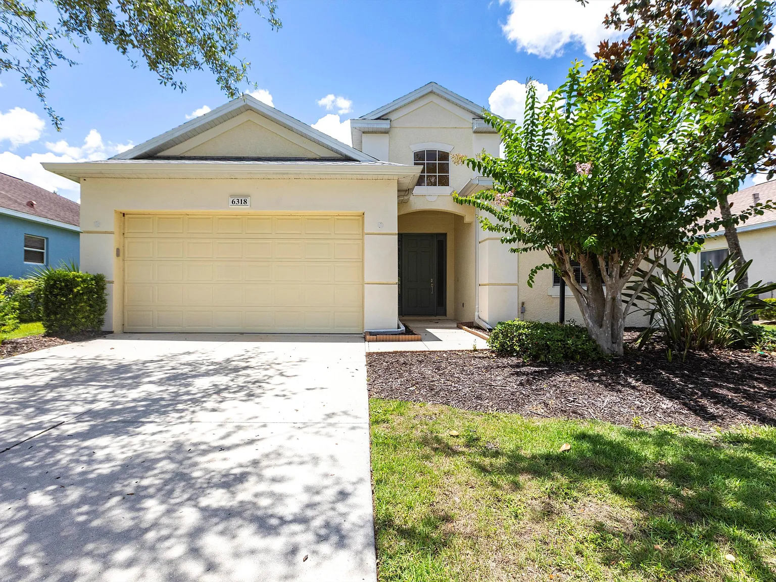 3 bed, 2073 sqft, $4,200 — Photo 1