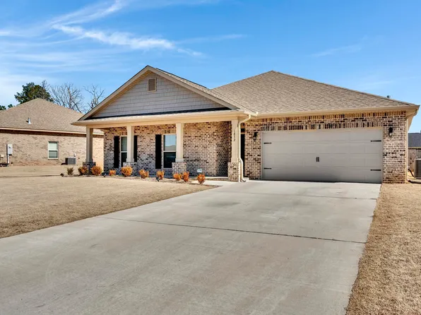 1832 Magnolia Ln, Cullman, AL 35055