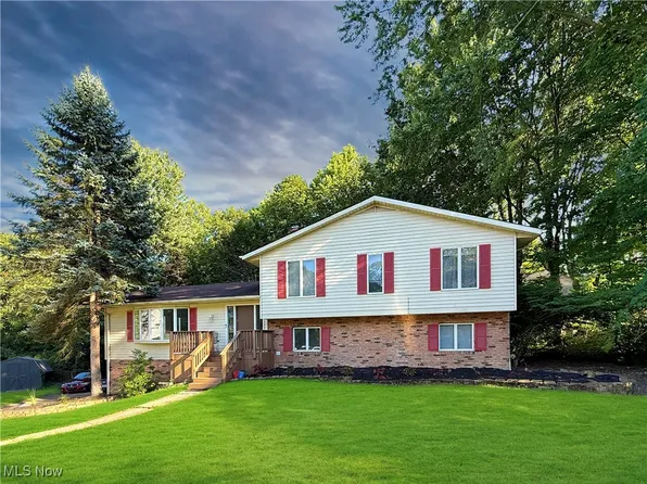 7829 Oakridge Dr, Concord Township, OH 44060