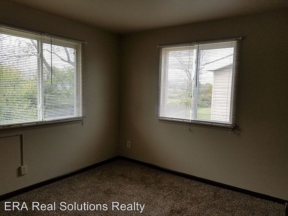 5th image of 2035 Grasmere Ave