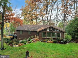 50 Lake Terrace Dr, Pine Grove, PA 17963