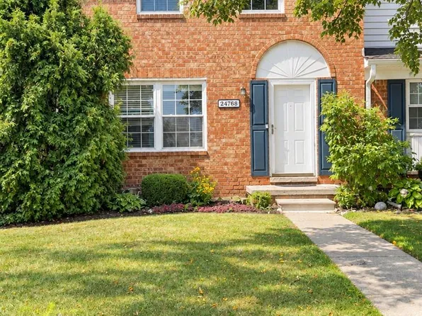 24768 Olde Orchard St, Novi, MI 48375