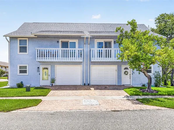 742 Laurel Bay Cir, New Smyrna Beach, FL 32169