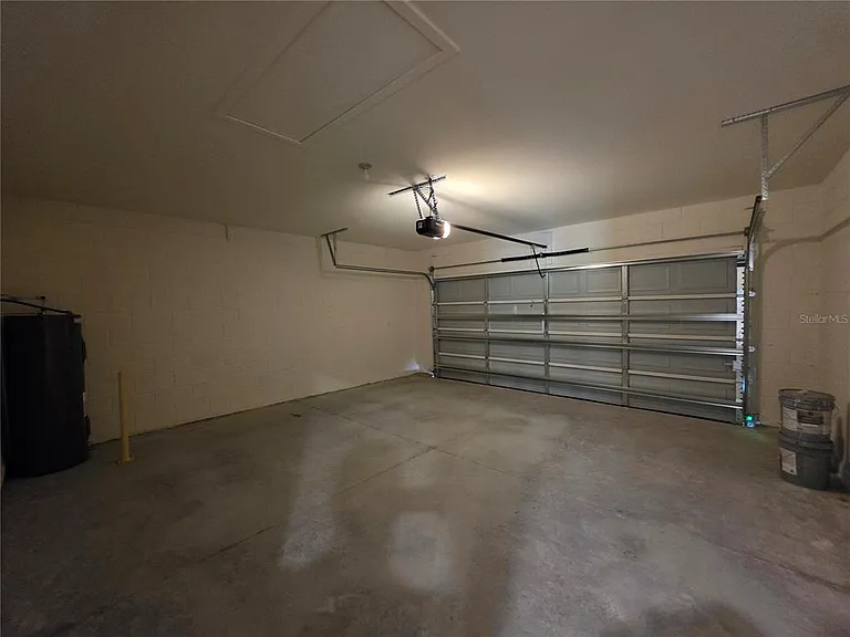 1009 Champion Ridge Dr — Photo 24